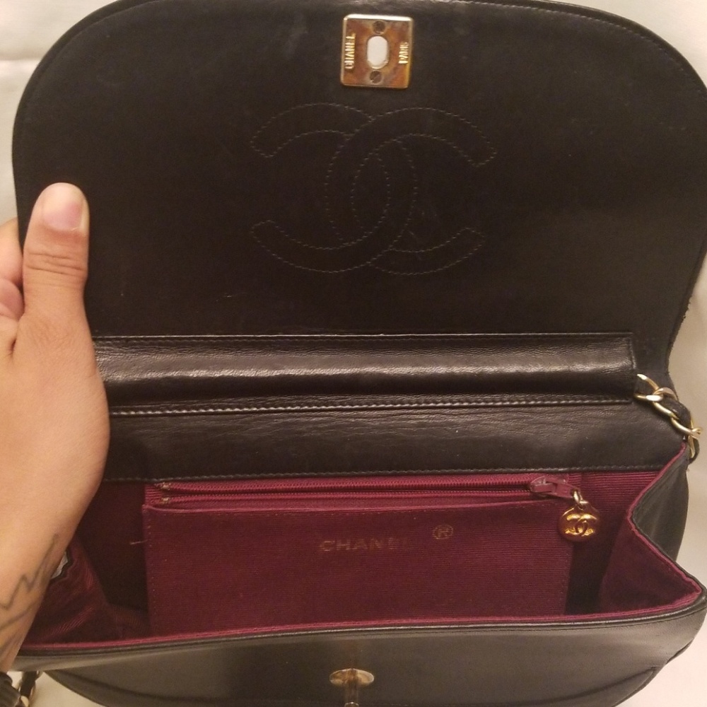 Sold via Mer. Chanel Vintage Classic flap bag - Picture 2 of 6